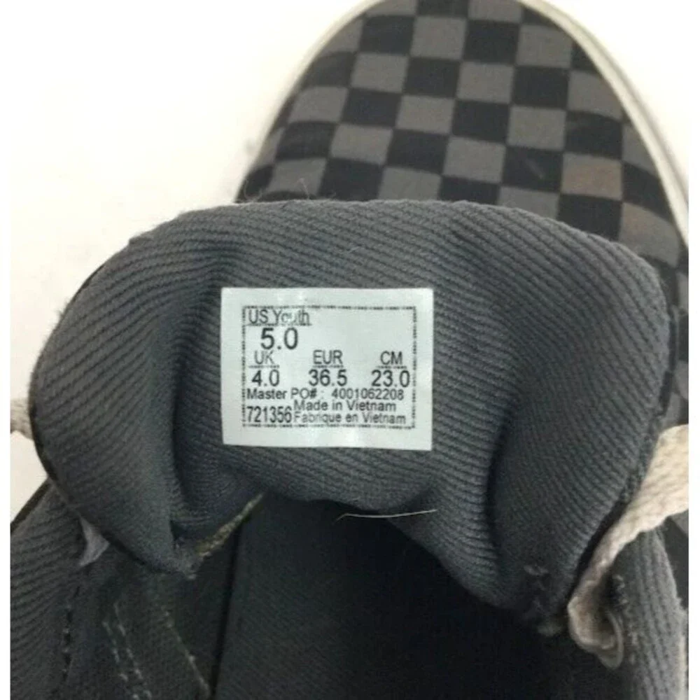 Vans Off The Wall - Youth Size 5 - Black/Gray Checkered Low Skate Shoes - 721356